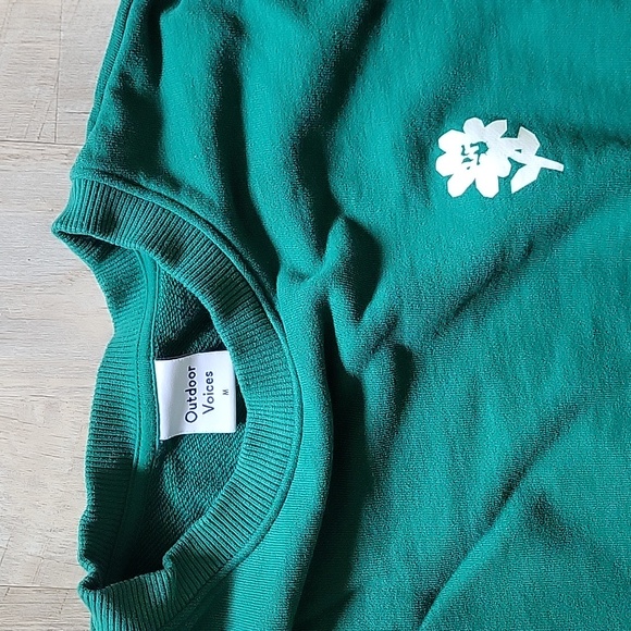 Outdoor Voices sweatshirt in size Medium - Picture 3 of 7